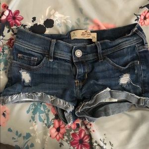 Size 0 hollister shorts